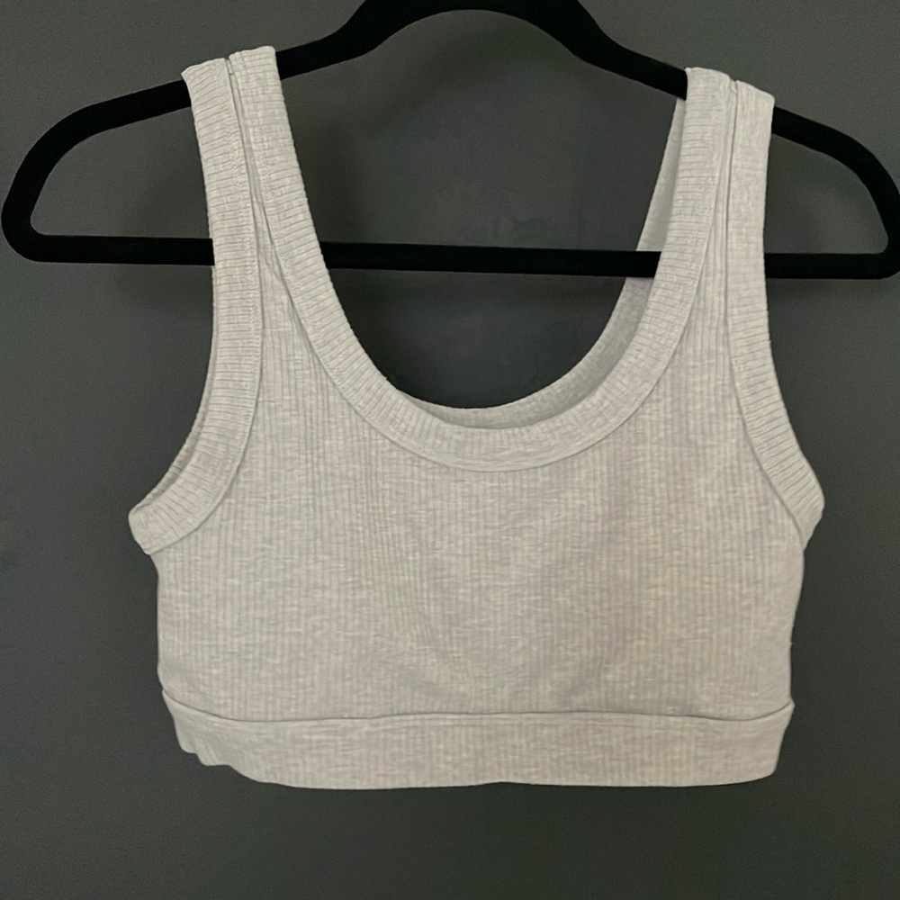 Alo Yoga Wellness bra